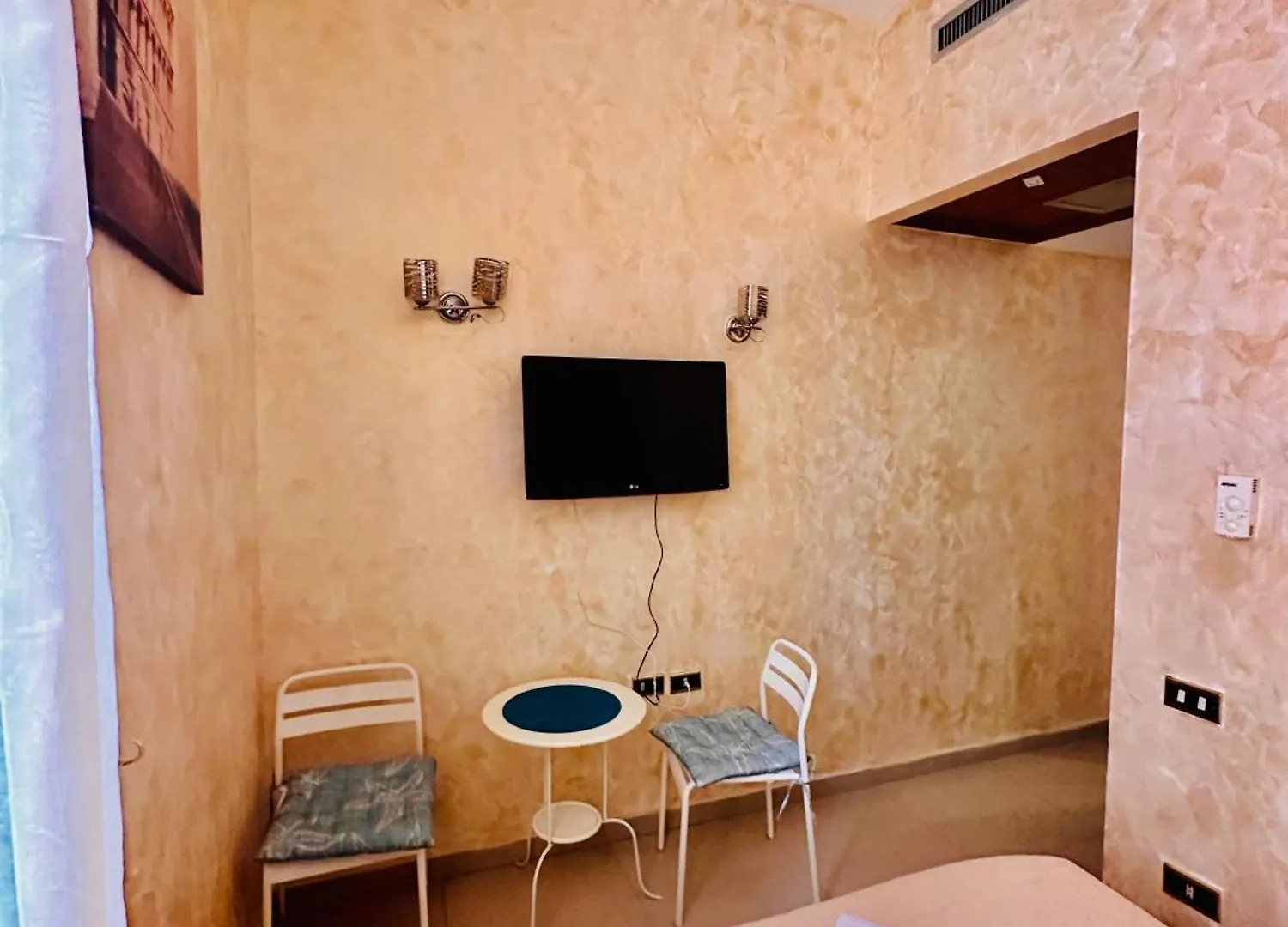 Rome Max House 2 Hotel