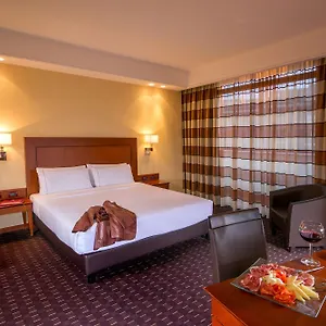 4* Hotel Capannelle