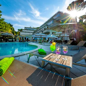 4* Hotel Cardinal St. Peter